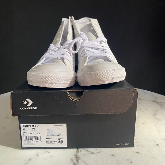 All white leather converse - Picture 2 of 2